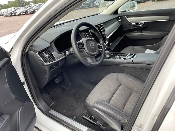 Volvo V90 5 of 5