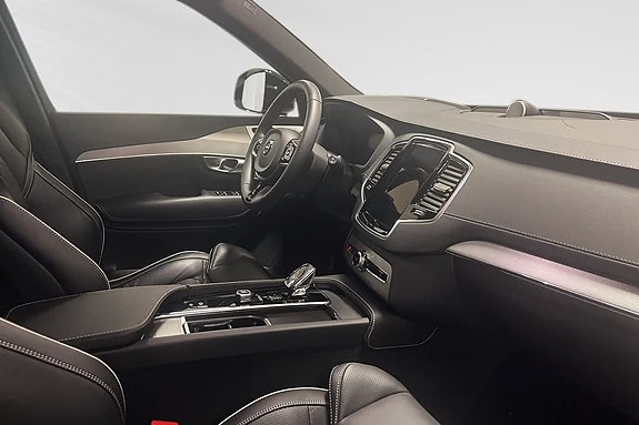 Volvo XC90 9 of 10