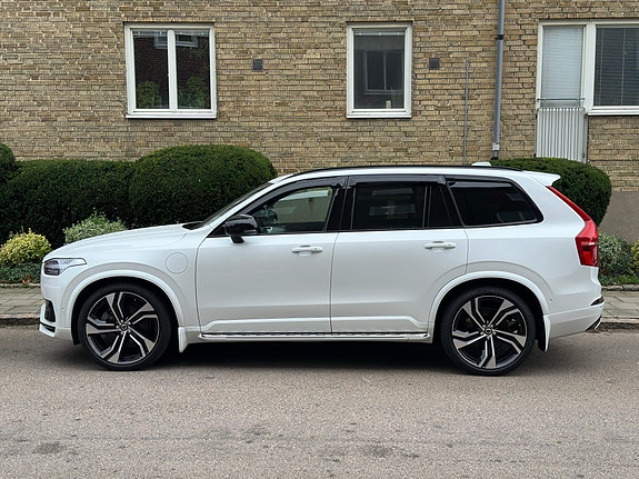 Volvo XC90 4 of 10