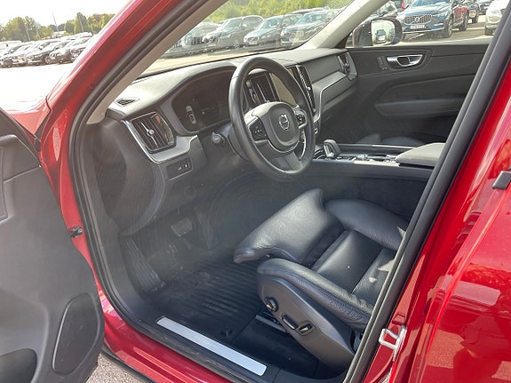 Volvo XC60 5 of 5