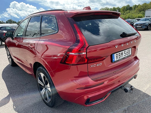 Volvo XC60 4 of 5
