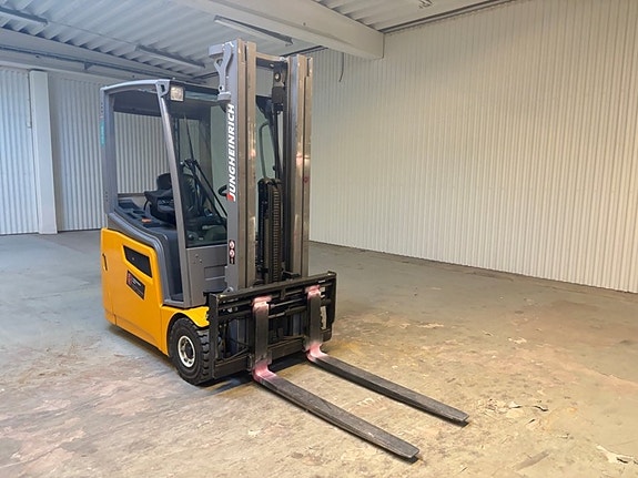 Jungheinrich EFG 216K 2 of 6