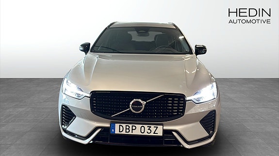 Volvo XC60 8 of 12