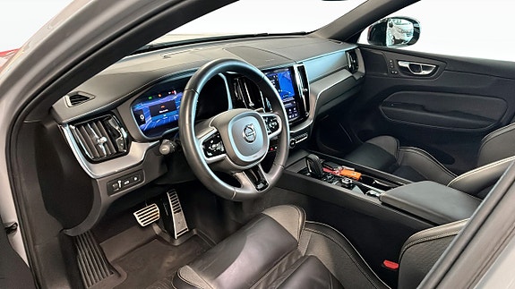 Volvo XC60 4 of 12