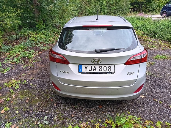 Hyundai i30 4 of 13