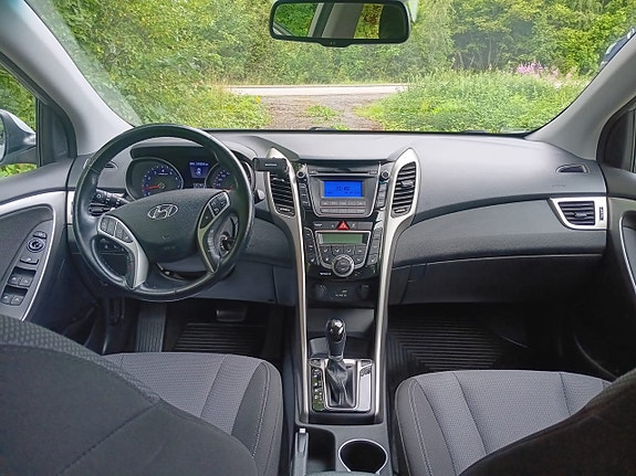 Hyundai i30 6 of 13