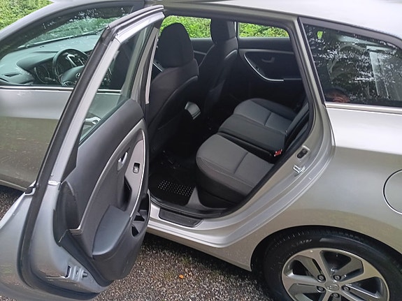 Hyundai i30 13 of 13