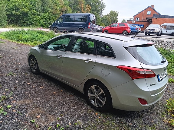 Hyundai i30 3 of 13