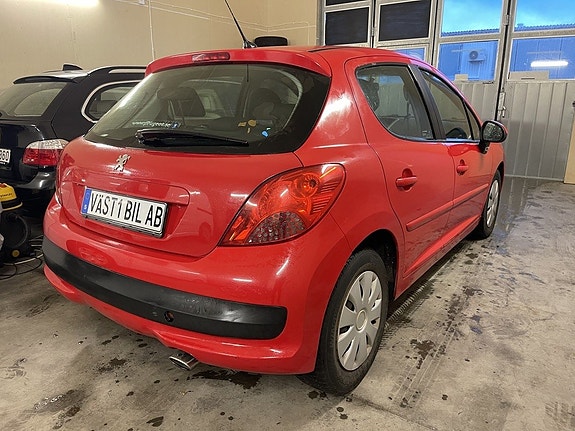 Peugeot 207 6 of 12