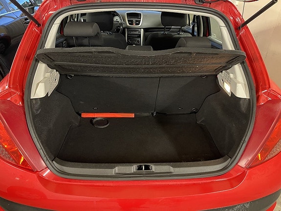 Peugeot 207 7 of 12