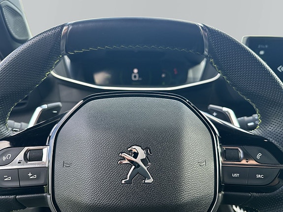 Peugeot 2008 14 of 15