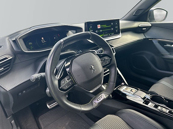 Peugeot 2008 15 of 15