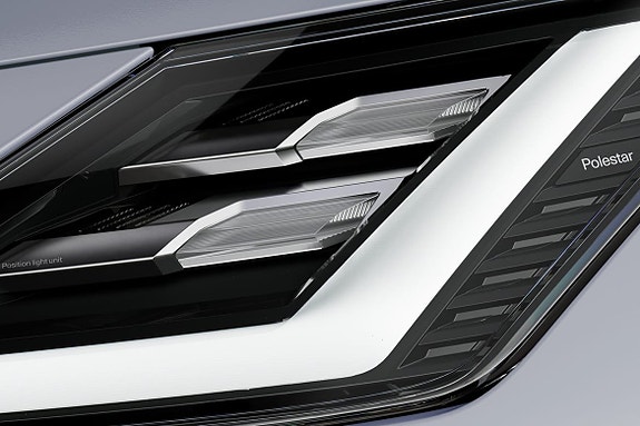 Polestar 4 7 of 20