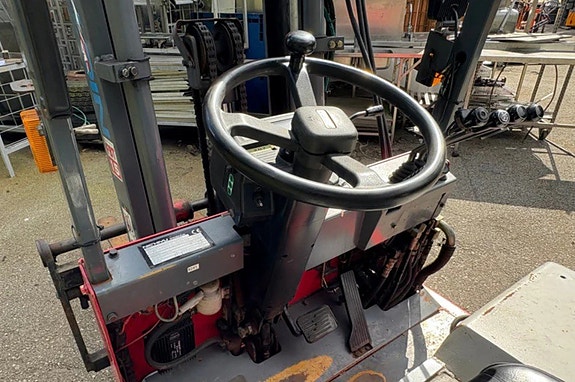 Nichiyu FBT 15 Eltruck 5 of 6