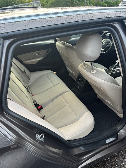 BMW 320d 5 of 8