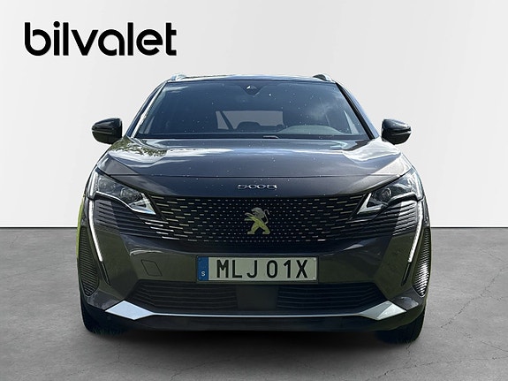 Peugeot 5008 2 of 15