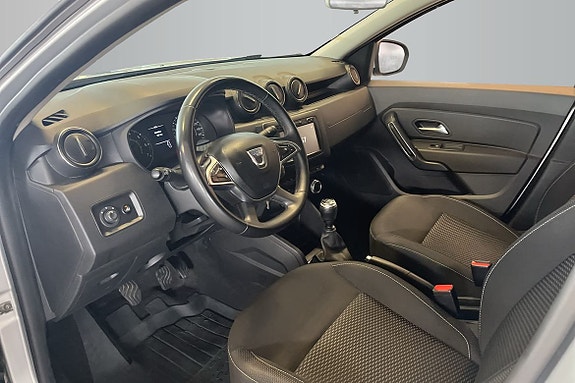 Dacia Duster 10 of 17