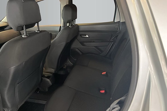Dacia Duster 11 of 17