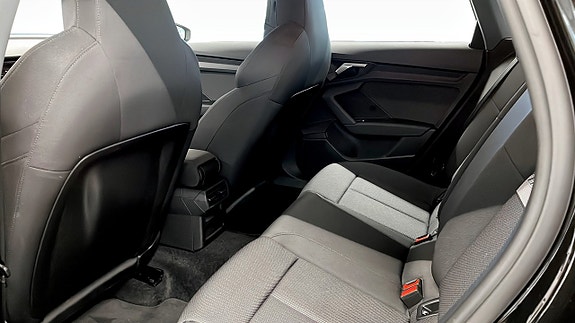 Audi A3 10 of 12