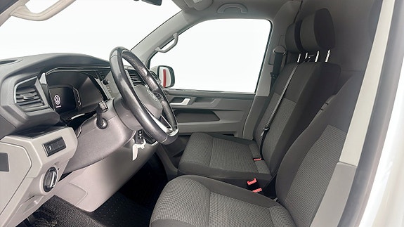 Volkswagen Transporter 11 of 12