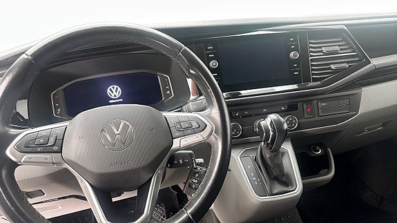 Volkswagen Transporter 10 of 12