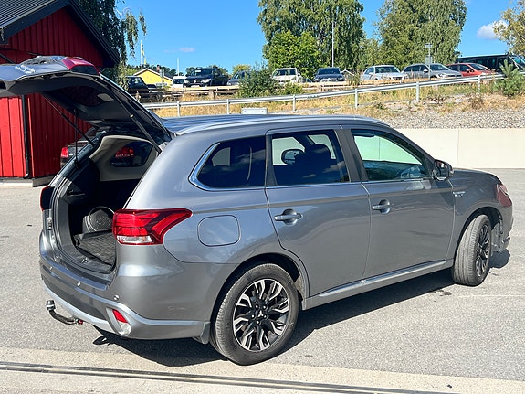 Mitsubishi Outlander 4 of 8