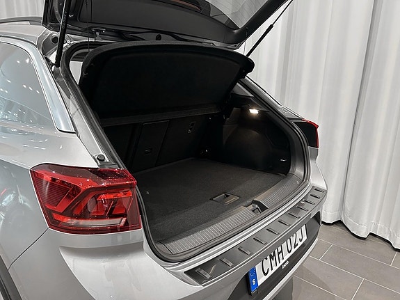 Volkswagen T-Roc 4 of 16