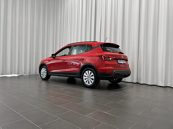 Seat Arona 3 of 13