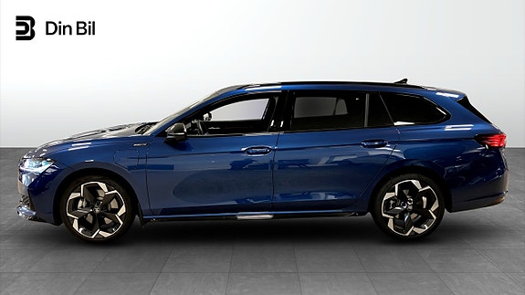 Skoda Superb 2 of 14
