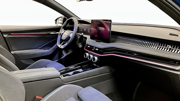 Skoda Superb 12 of 14