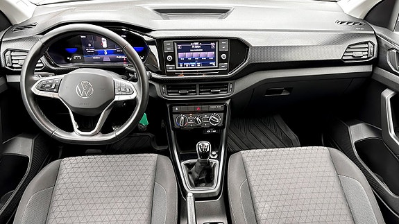 Volkswagen T-Cross 10 of 12