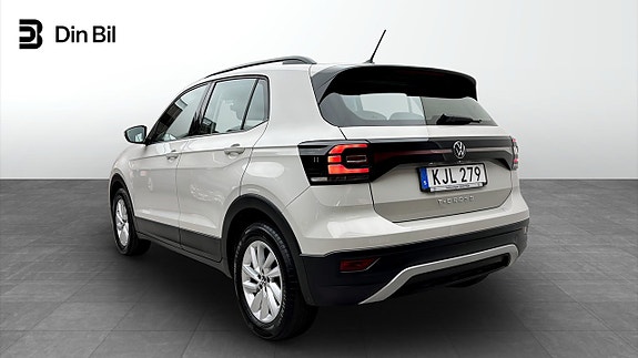 Volkswagen T-Cross 3 of 12