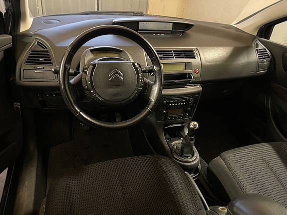 Citroen C4 11 of 11