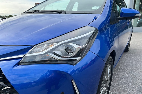 Toyota Yaris 28 of 30