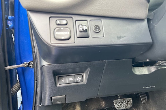 Toyota Yaris 21 of 30