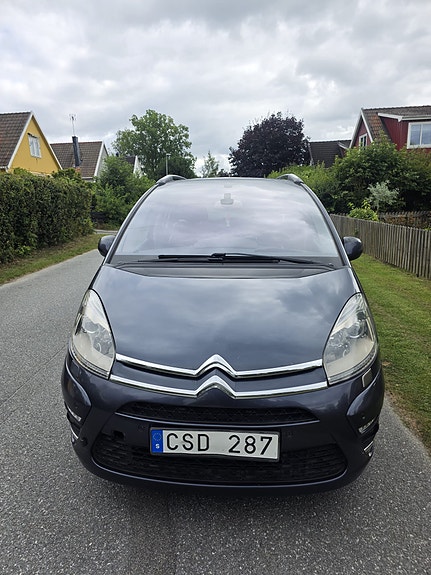 Citroen Grand C4 Picasso 2 of 11