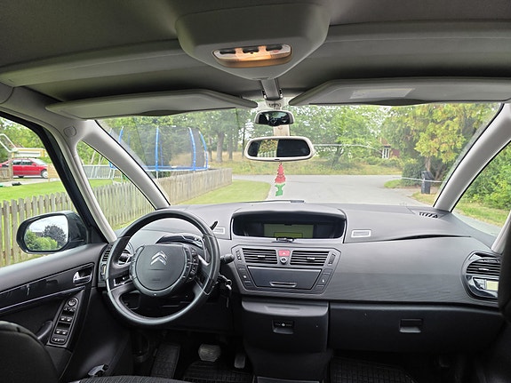 Citroen Grand C4 Picasso 10 of 11