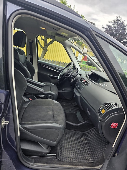 Citroen Grand C4 Picasso 7 of 11