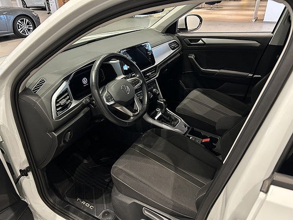 Volkswagen T-Roc 14 of 20