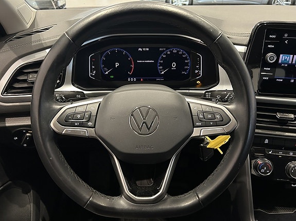 Volkswagen T-Roc 13 of 20