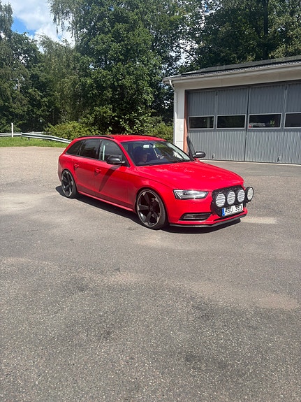 Audi A4 3 of 5