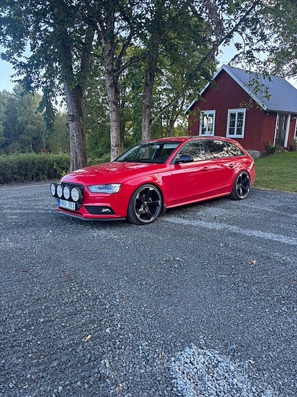 Audi A4 4 of 5