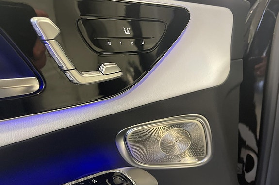 Mercedes-Benz GLC300 de 12 of 21