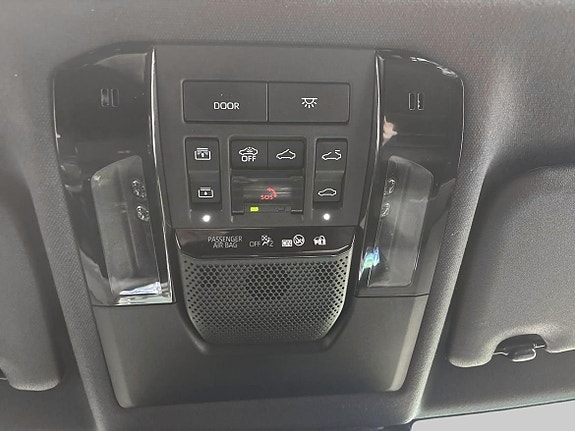 Toyota Land Cruiser 27 of 28