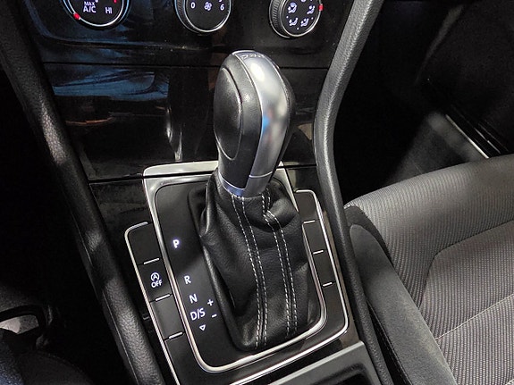 Volkswagen Golf I 9 of 11