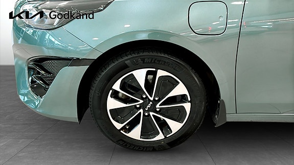 Kia Ceed 9 of 9