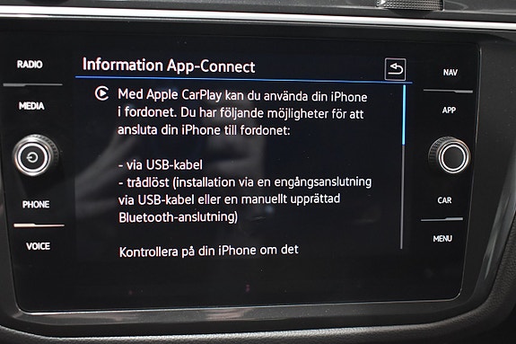 Volkswagen Tiguan 12 of 19