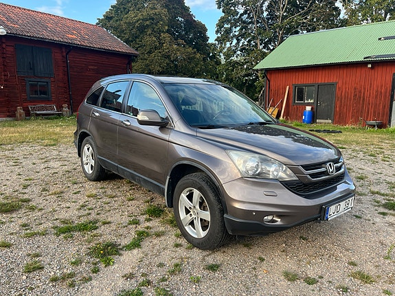 Honda CR-V 2 of 9