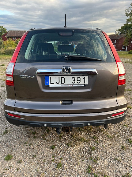 Honda CR-V 6 of 9