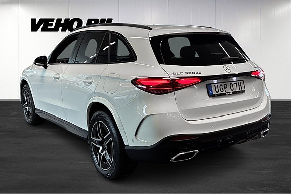 Mercedes-Benz GLC300 de 4 of 25